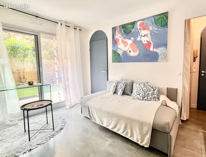 Appartement à louer, 24m², Antibes