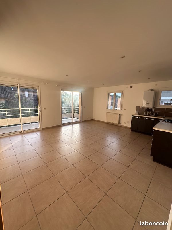 Appartement à louer, 90m², Domène