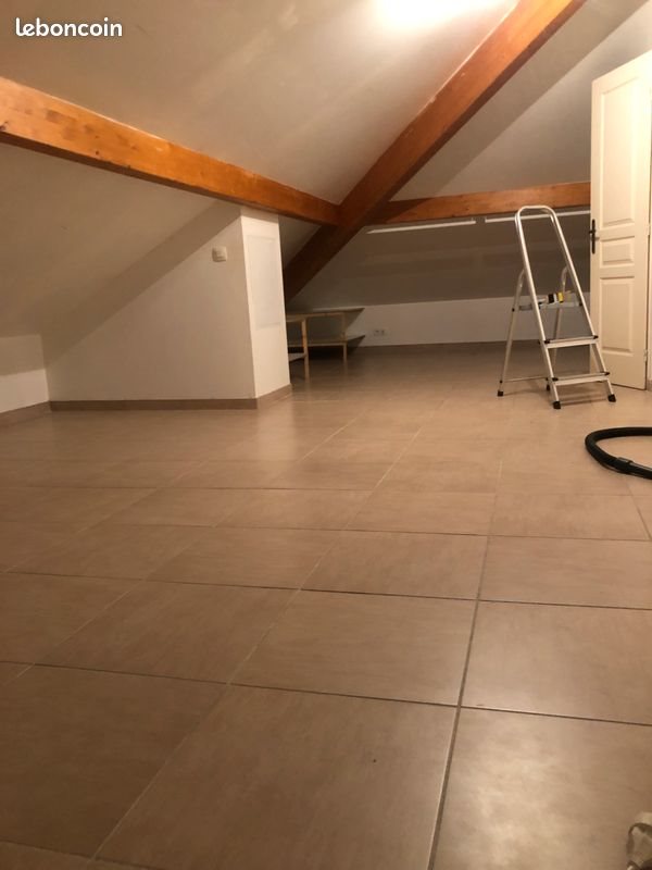 Appartement à louer, 90m², Domène