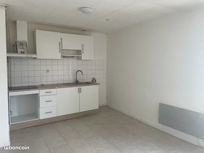 Appartement à louer, 34m², Oucques
