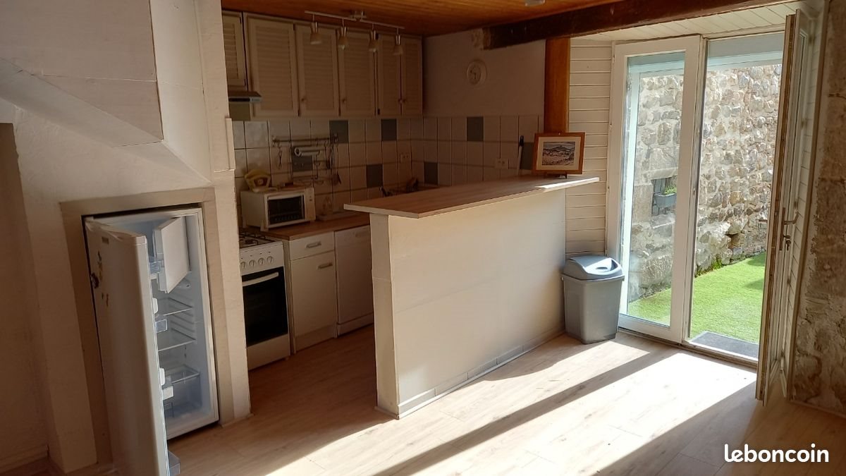 Appartement à louer, 40m², Satillieu