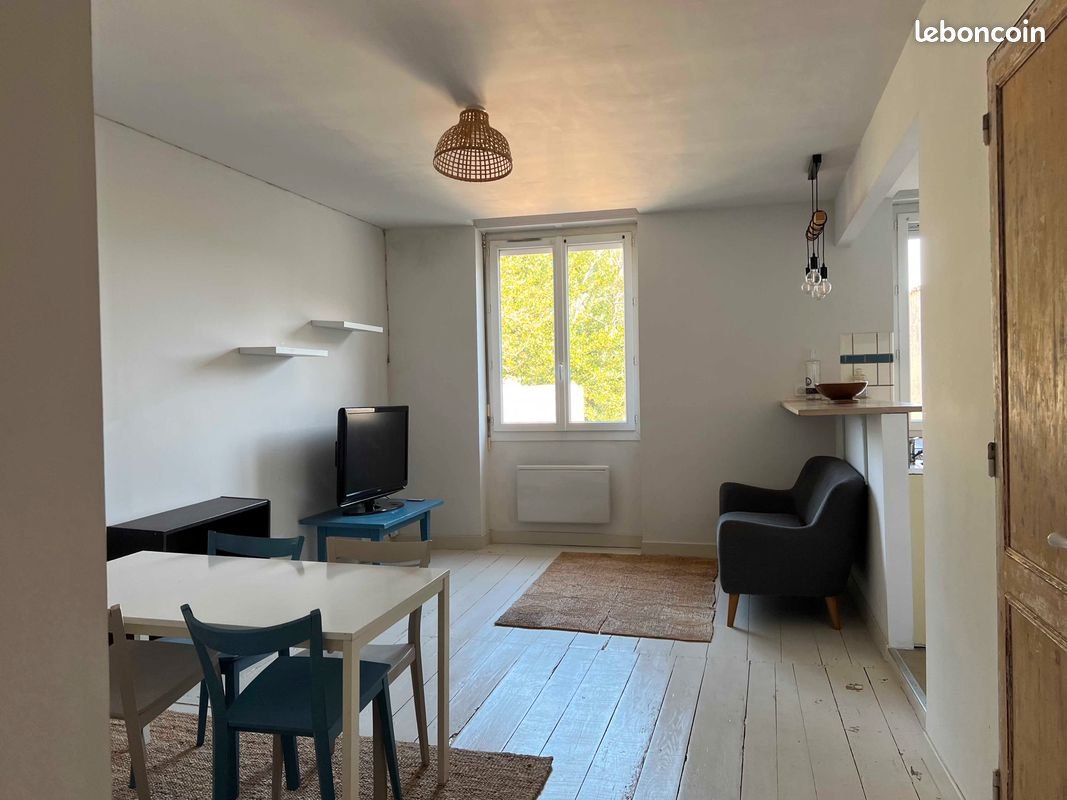 Appartement à louer, 42m², Lesparre-Médoc
