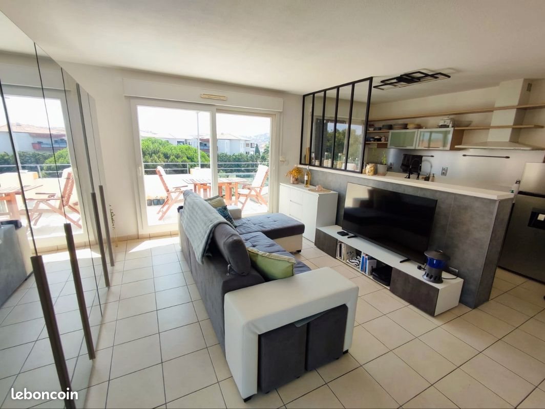 Appartement à vendre, 64m², Fréjus