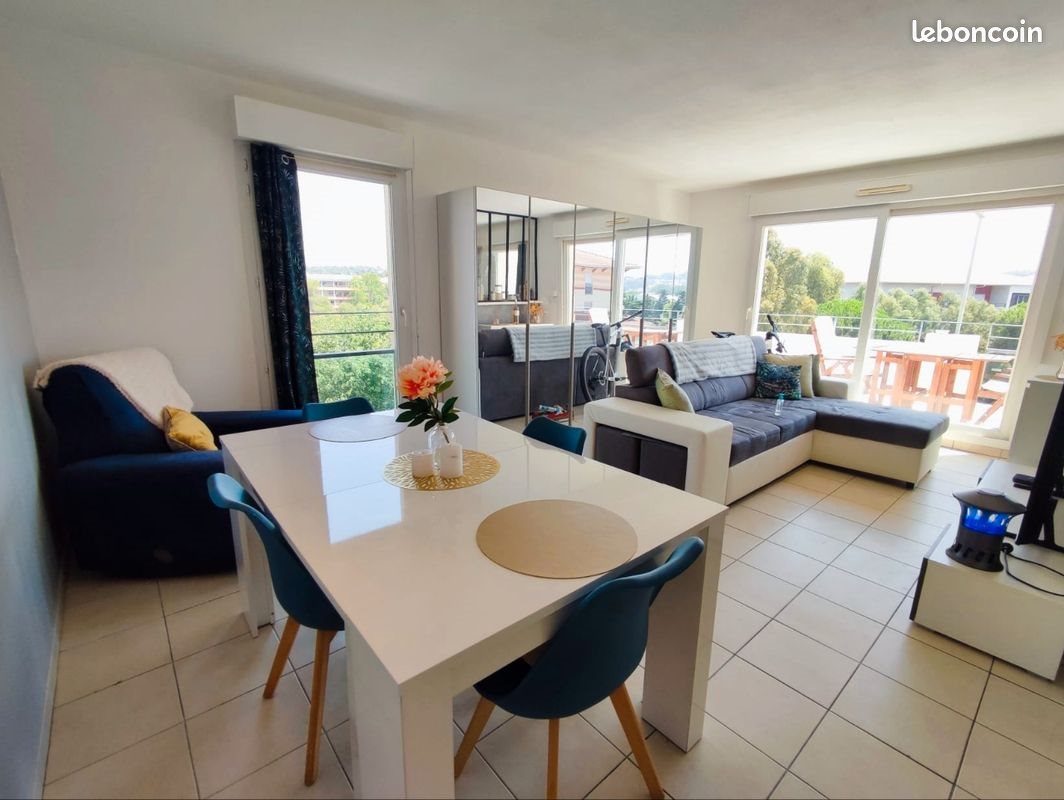 Appartement à vendre, 64m², Fréjus