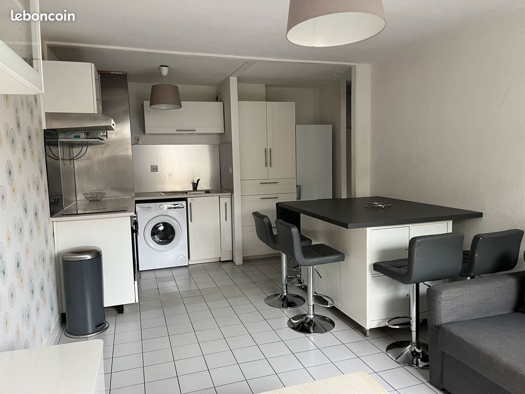 Appartement à louer, 38m², Talence