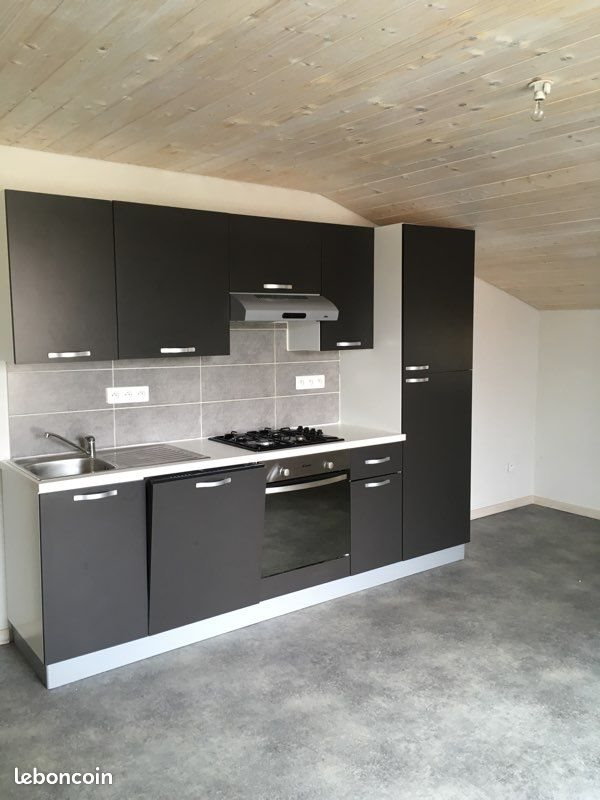 Appartement à louer, 72m², Gilley
