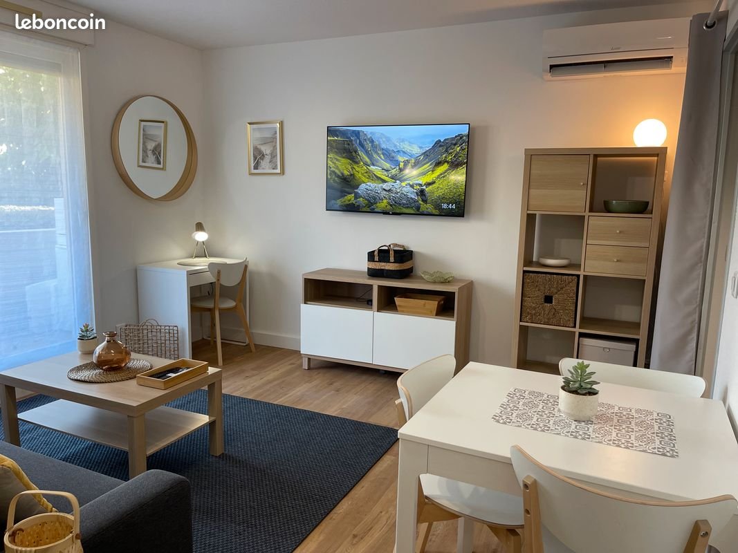 Appartement à louer, 37m², Hyères