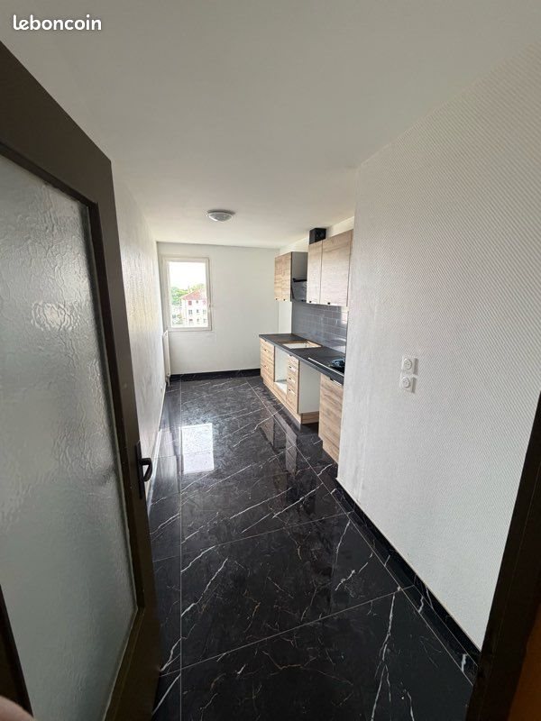 Appartement à louer, 99m², Troyes