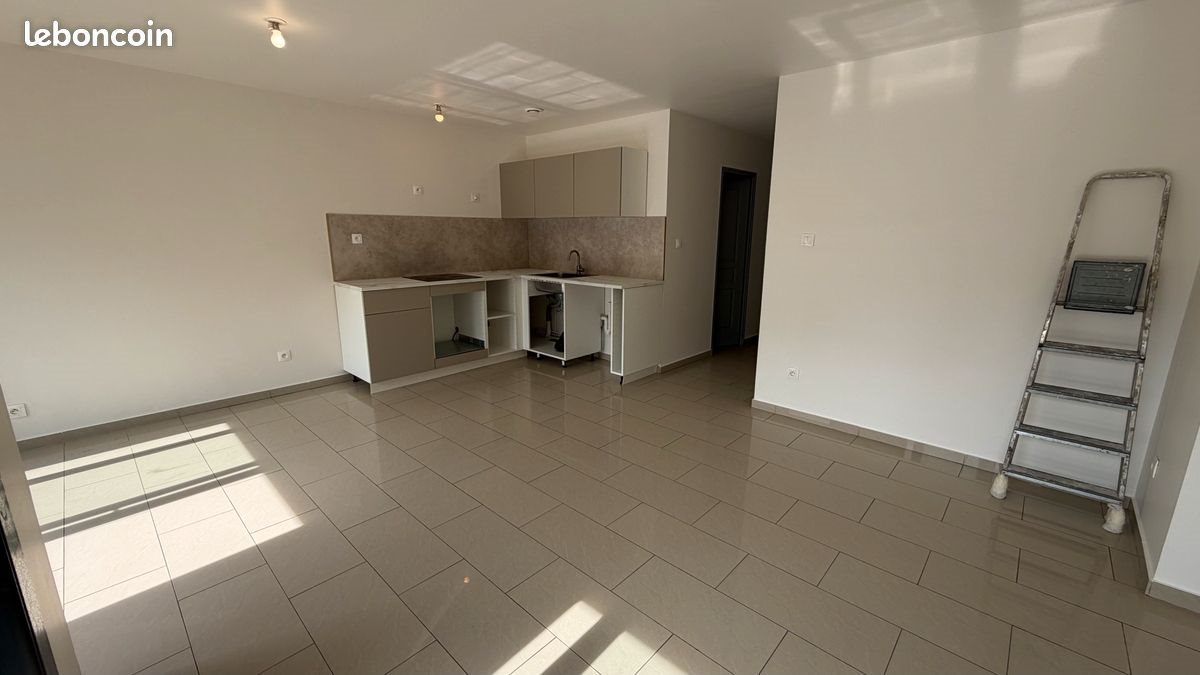 Appartement à louer, 67m², Montreuil