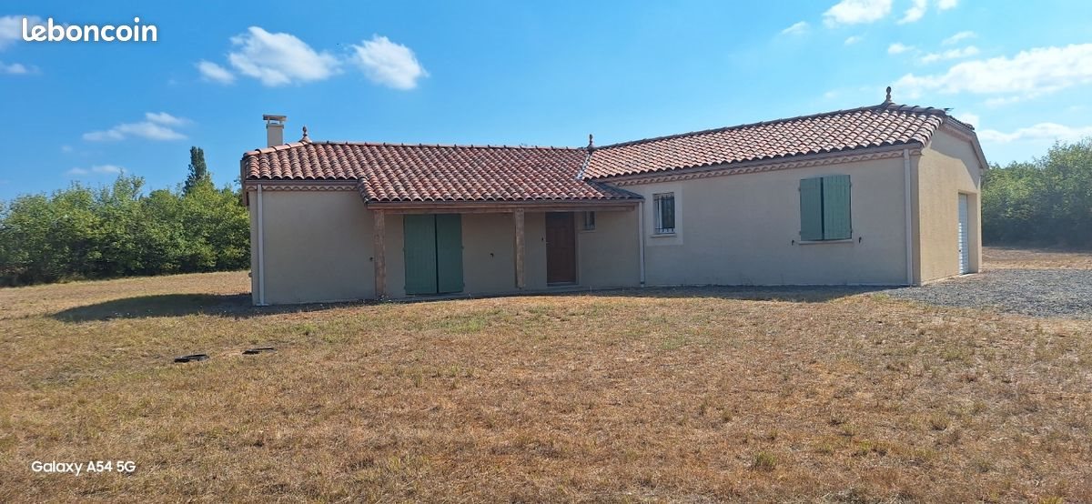 Maison à louer, 95m², Lalbenque