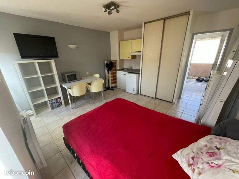 Appartement à louer, 22m², Nîmes
