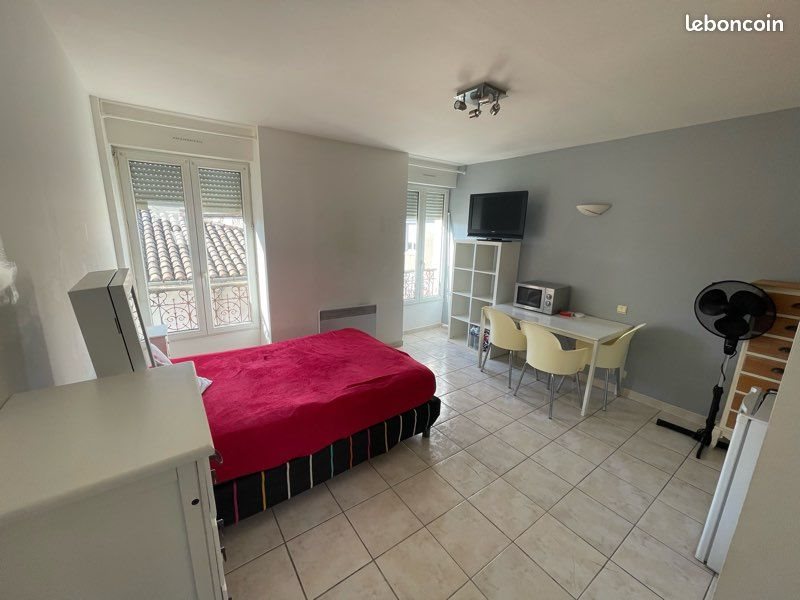 Appartement à louer, 22m², Nîmes