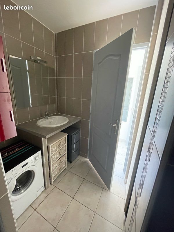 Appartement à louer, 22m², Nîmes