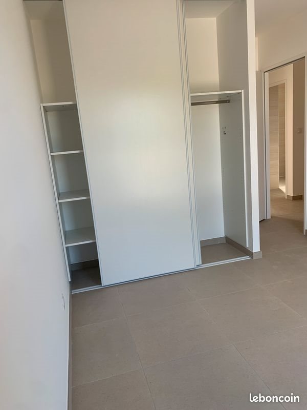 Maison à louer, 84m², Vias