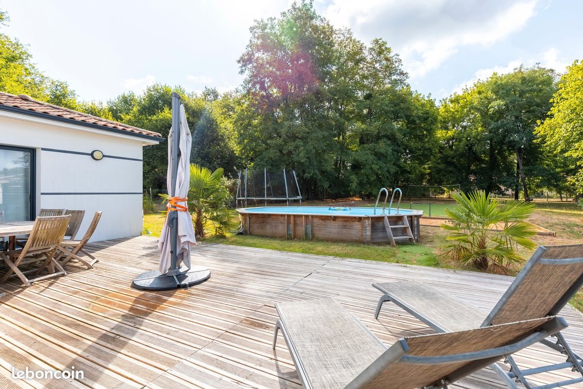 Maison à vendre, 142m², Cartelègue