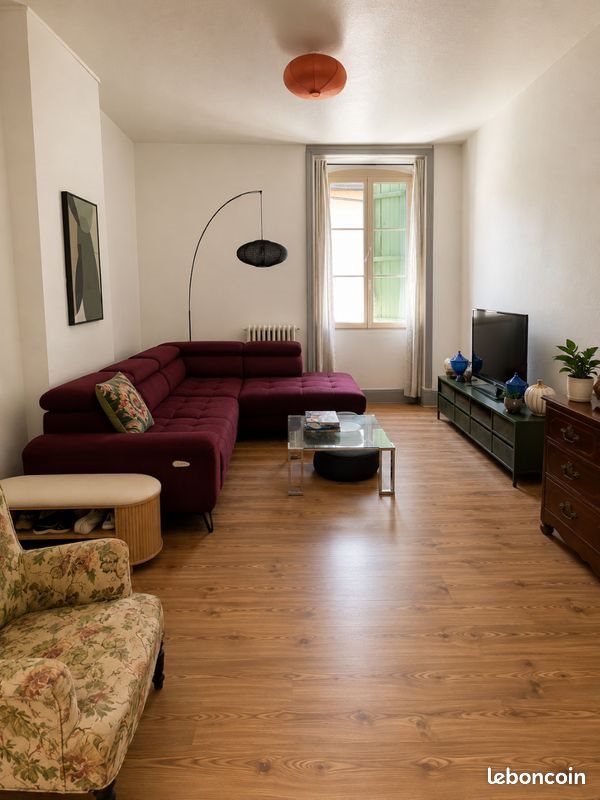 Appartement à louer, 110m², Figeac