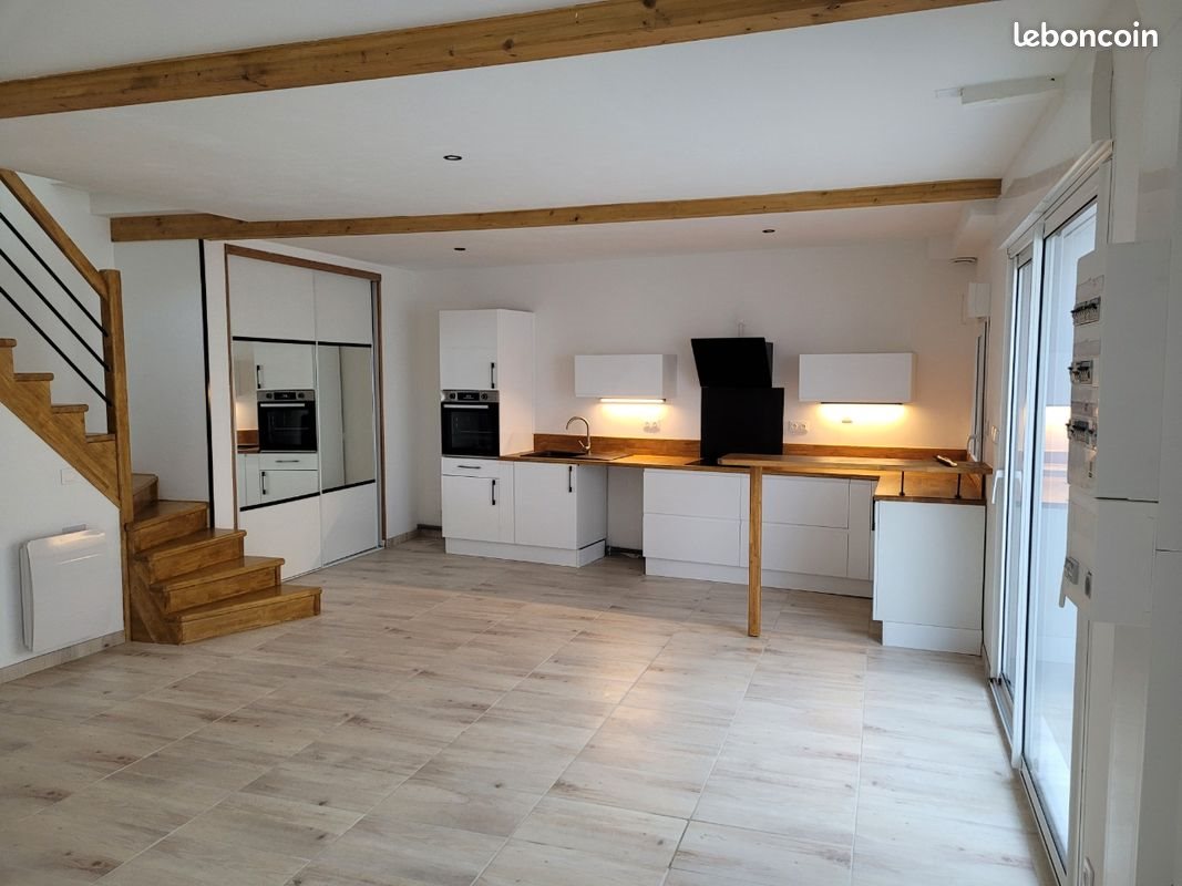Maison à louer, 63m², Plouay