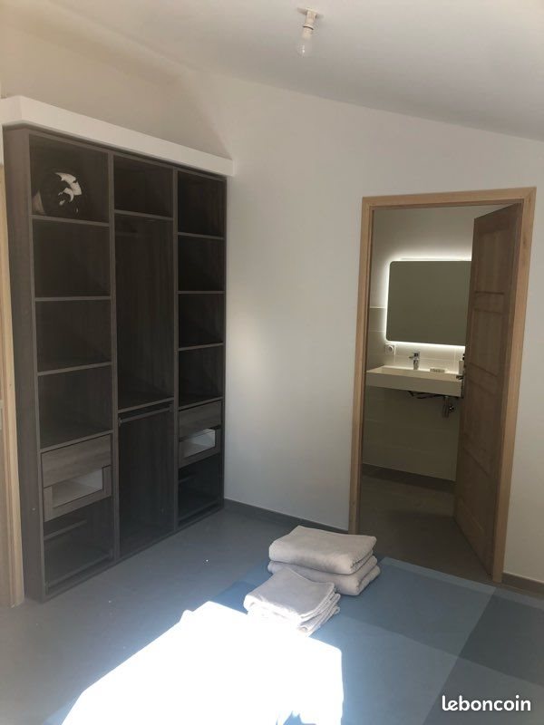 Maison à louer, 35m², Fréjus