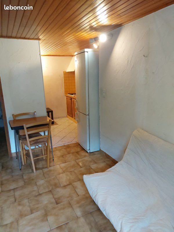 Appartement à louer, 18m², Peypin