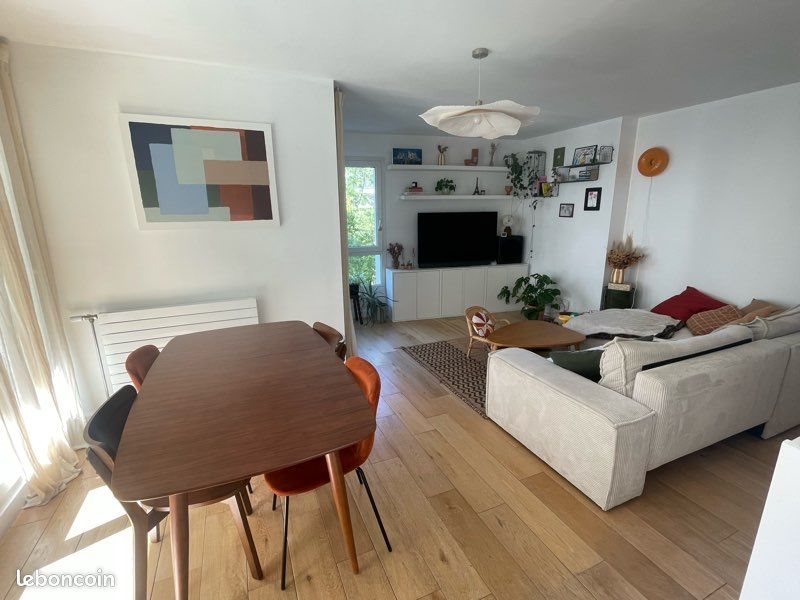 Appartement à louer, 86m², Courbevoie