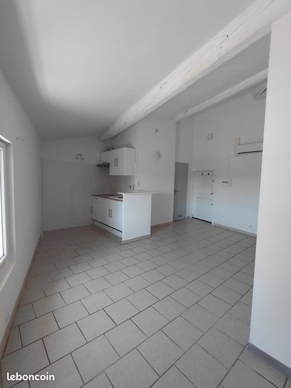 Appartement à louer, 41m², Montfrin