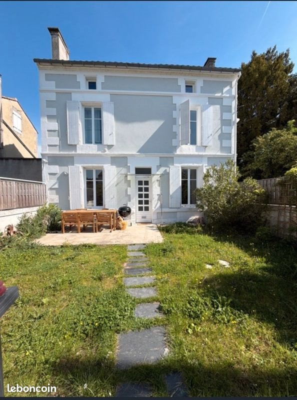 Maison à vendre, 134m², Gond-Pontouvre
