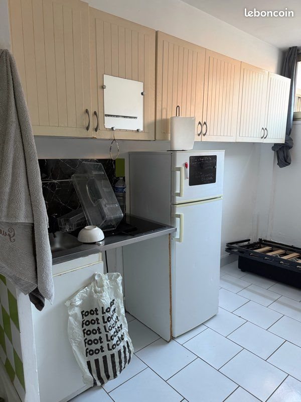 Appartement à louer, 11m², Marseille 8ème