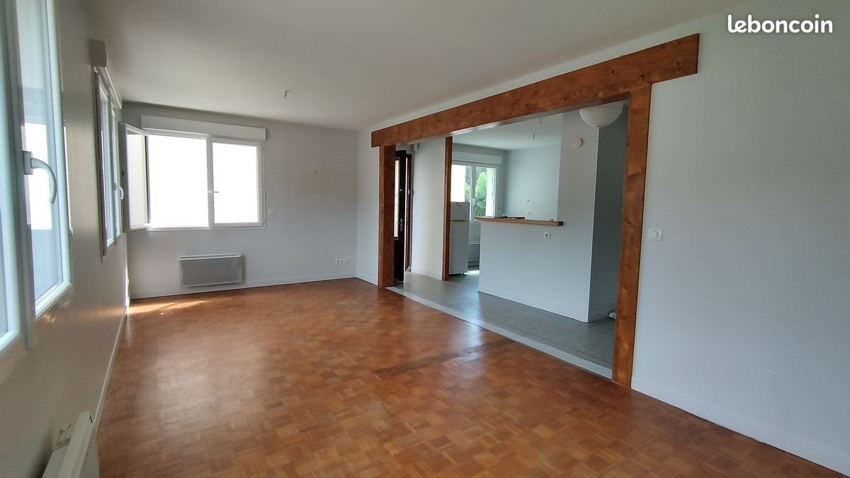 Appartement à louer, 68m², Figeac