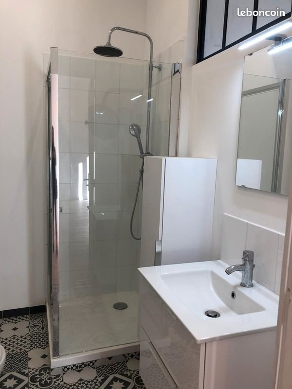 Appartement à louer, 39m², Marseille 8ème