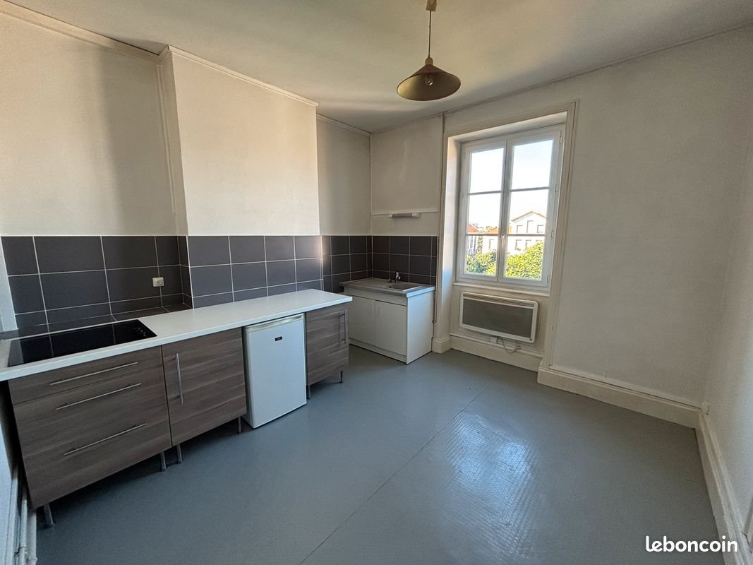 Appartement à louer, 37m², Mâcon