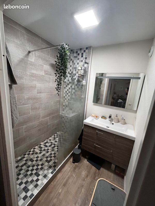 Appartement à louer, 52m², Bègles