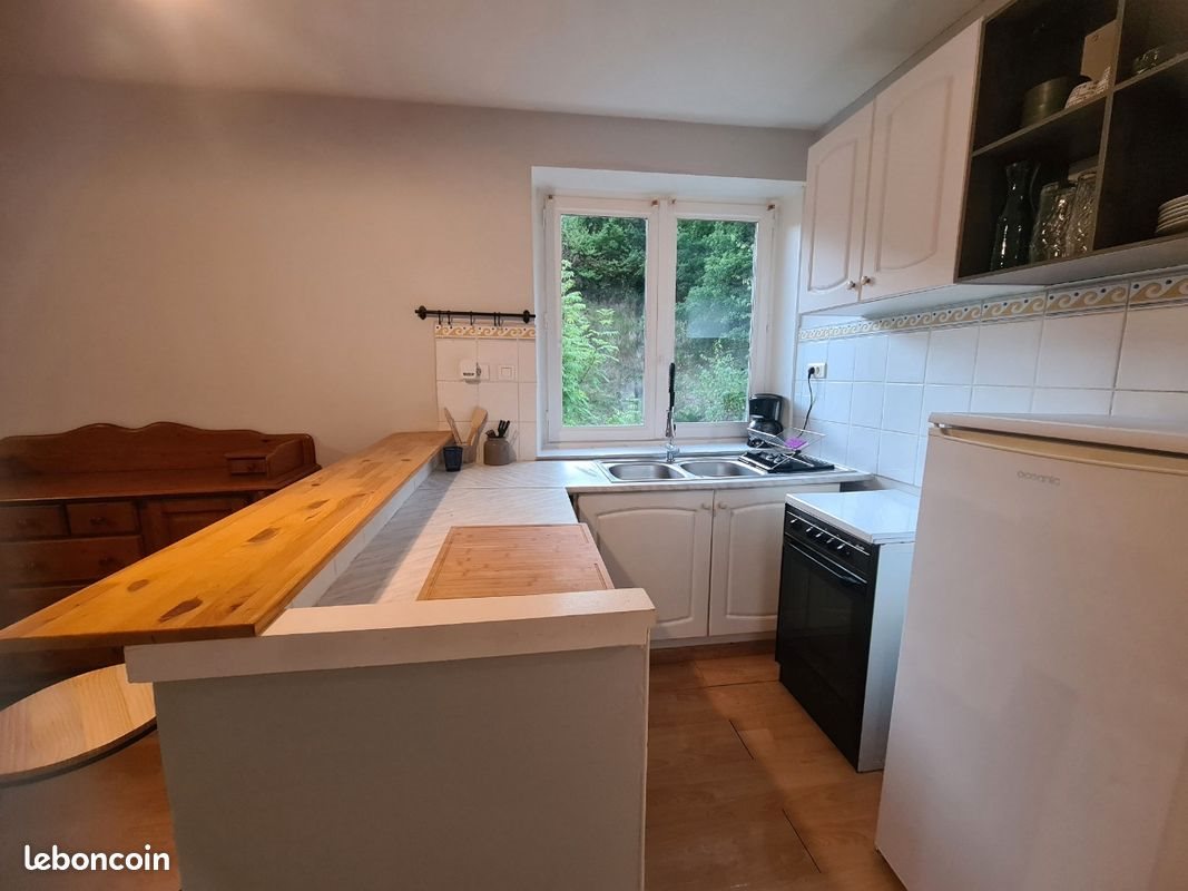 Appartement à louer, 50m², Murol