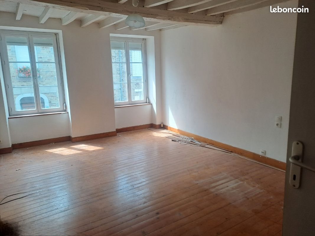 Maison à louer, 70m², Estry