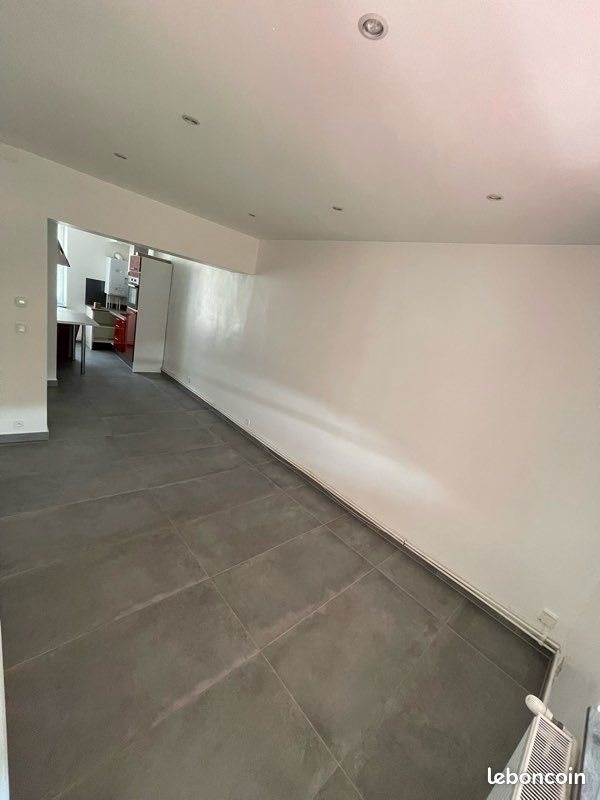 Appartement à louer, 68m², Réhon