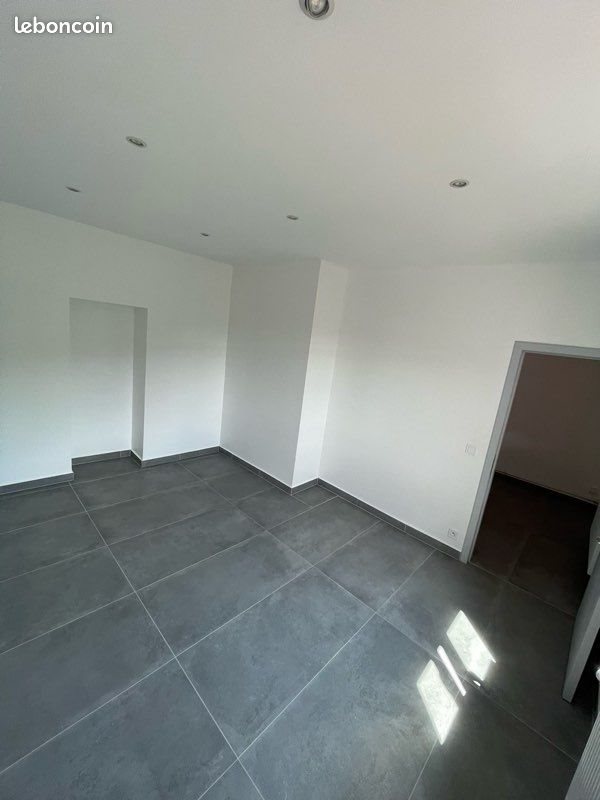 Appartement à louer, 68m², Réhon