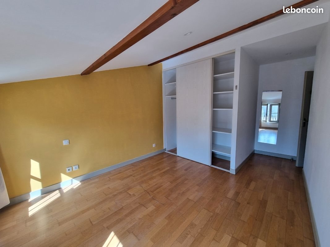 Appartement à louer, 60m², Saintes