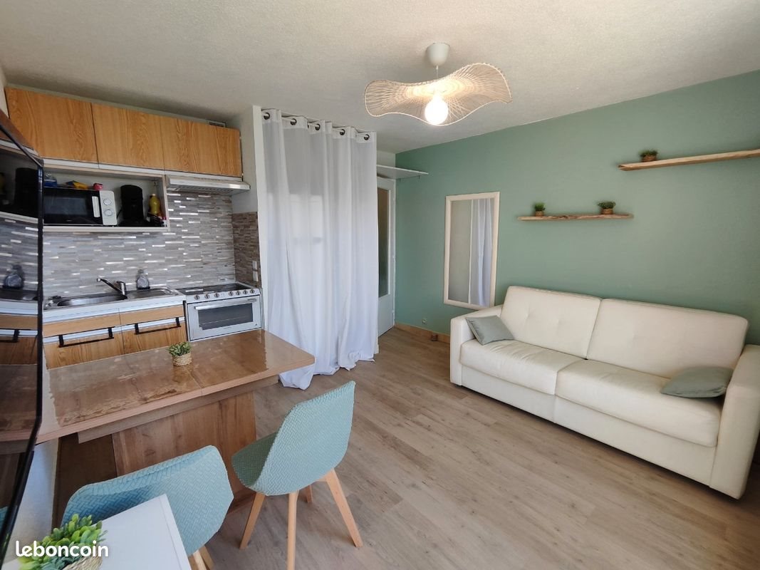 Appartement à louer, 23m², Carqueiranne