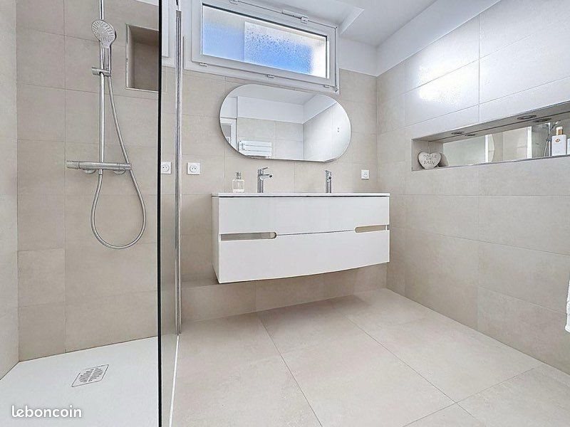 Appartement à louer, 90m², Saint-Étienne