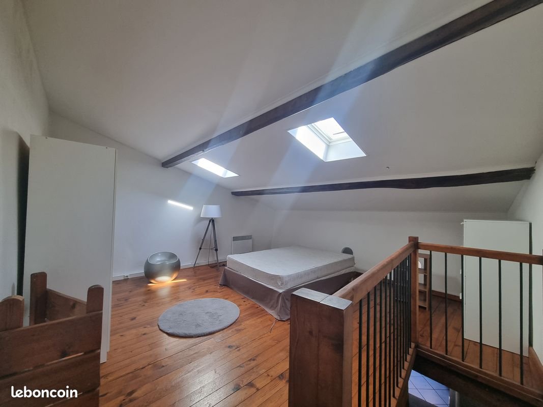 Appartement à louer, 52m², Nîmes