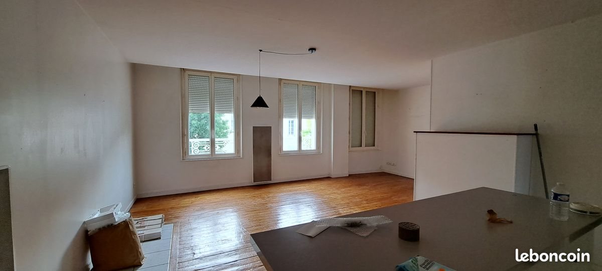 Appartement à louer, 73m², Villeneuve-l'Archevêque