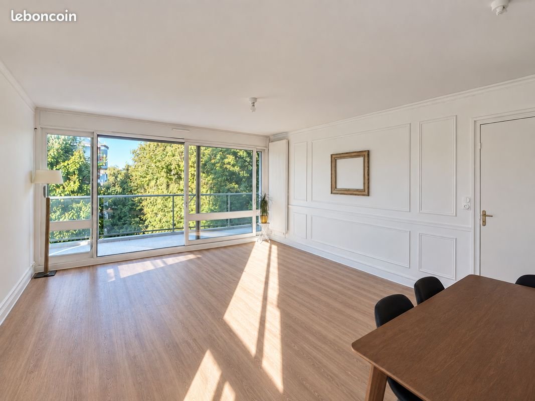 Appartement à louer, 75m², Jouy-en-Josas
