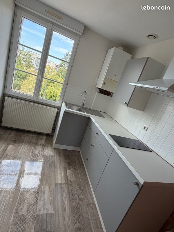 Appartement à louer, 43m², Moulins