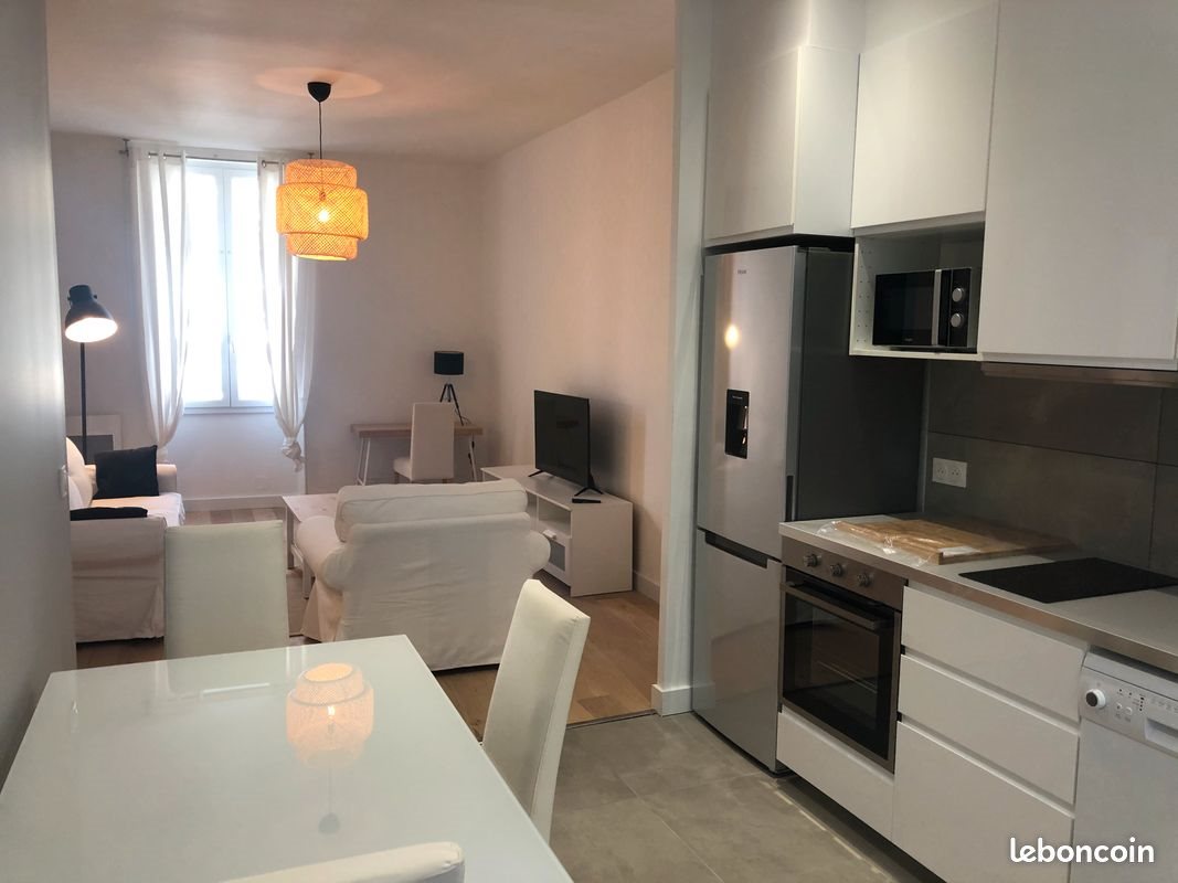 Appartement à louer, 49m², Bordeaux