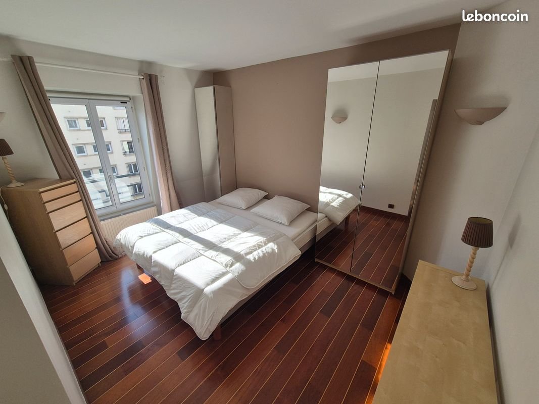 Appartement à louer, 45m², Courbevoie