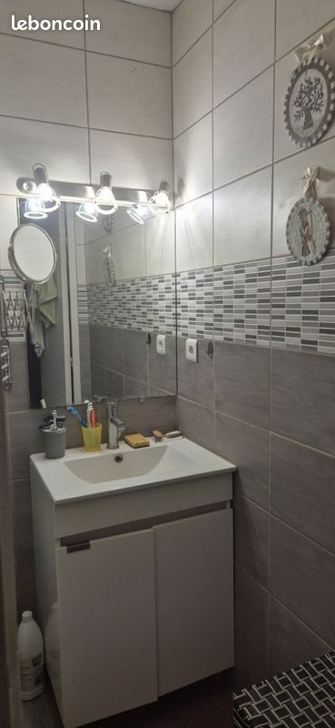 Appartement à louer, 28m², Fréjus