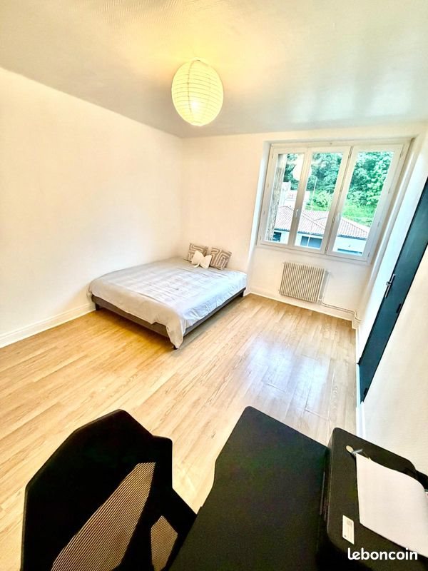 Appartement à louer, 80m², Decazeville