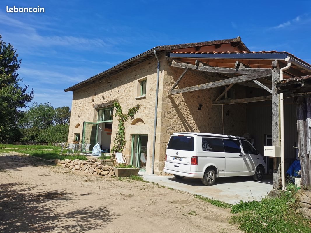 Maison à louer, 146m², Compreignac