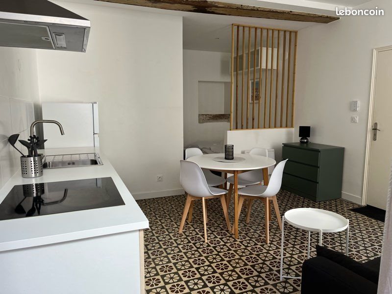 Appartement à vendre, 24m², Saintes