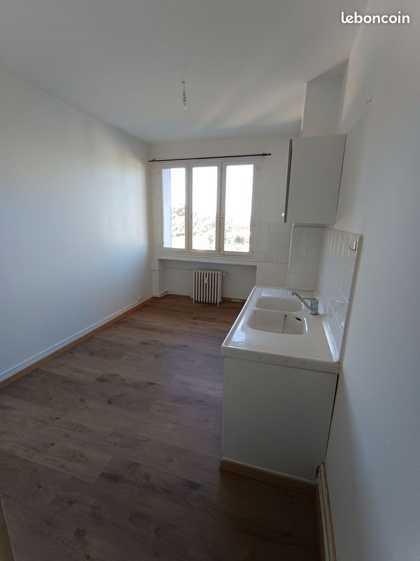 Appartement à louer, 47m², Saint-Étienne