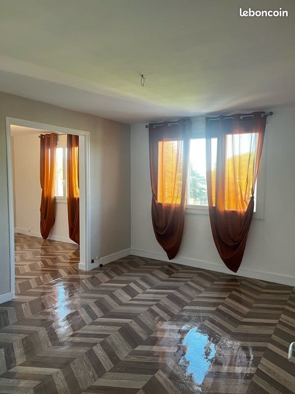 Appartement à louer, 65m², Gourdon